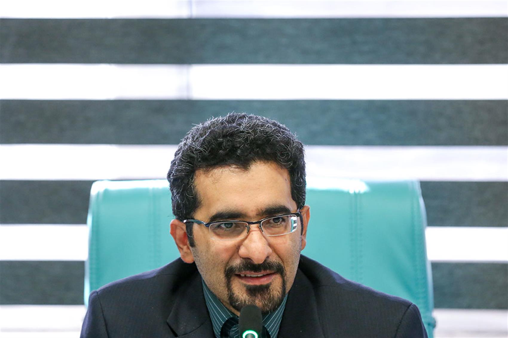 رضا باقری اصل