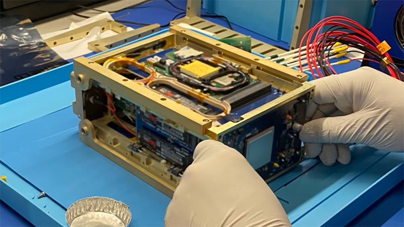 سرعت ۱۰۰ گیگابیت بر ثانیه