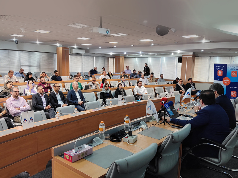 نشست خبری شاتل موبایل