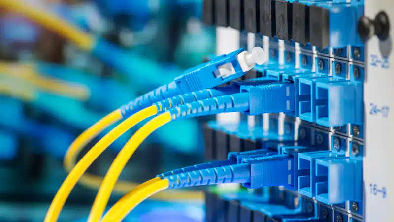 توسعه فیبر نوری در ایران