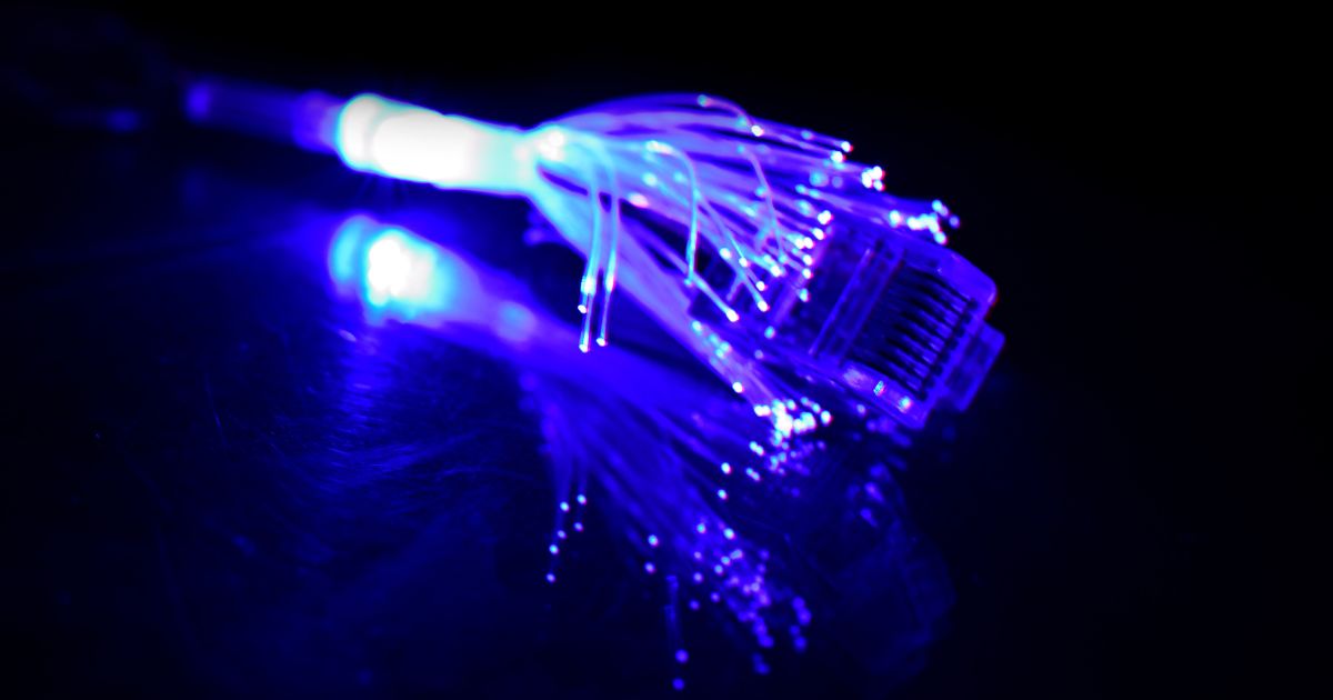 آمار اینترنت فیبر نوری و 5G در ایران