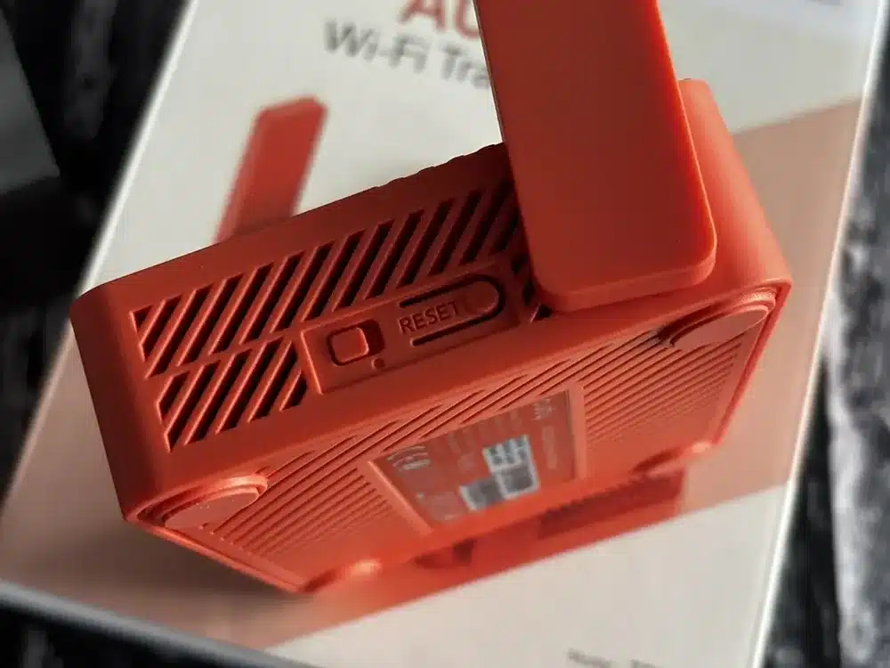 مشخصات و کلیدهای روتر TR1200